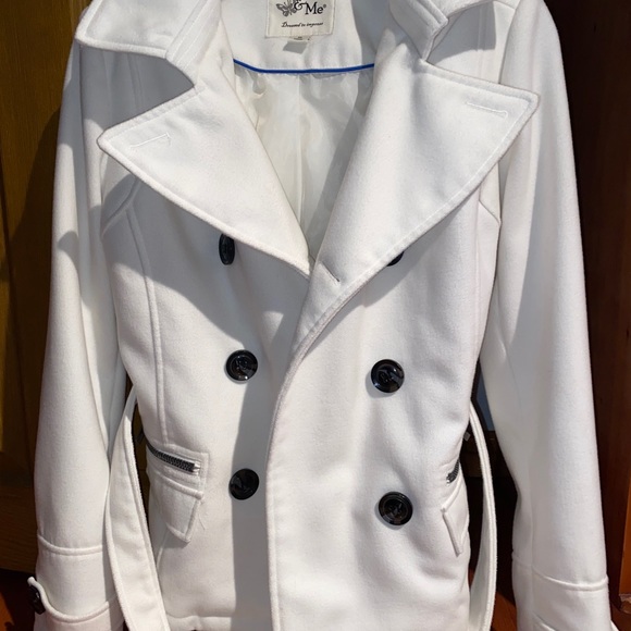 White Heavy Peacoat - Picture 2 of 6